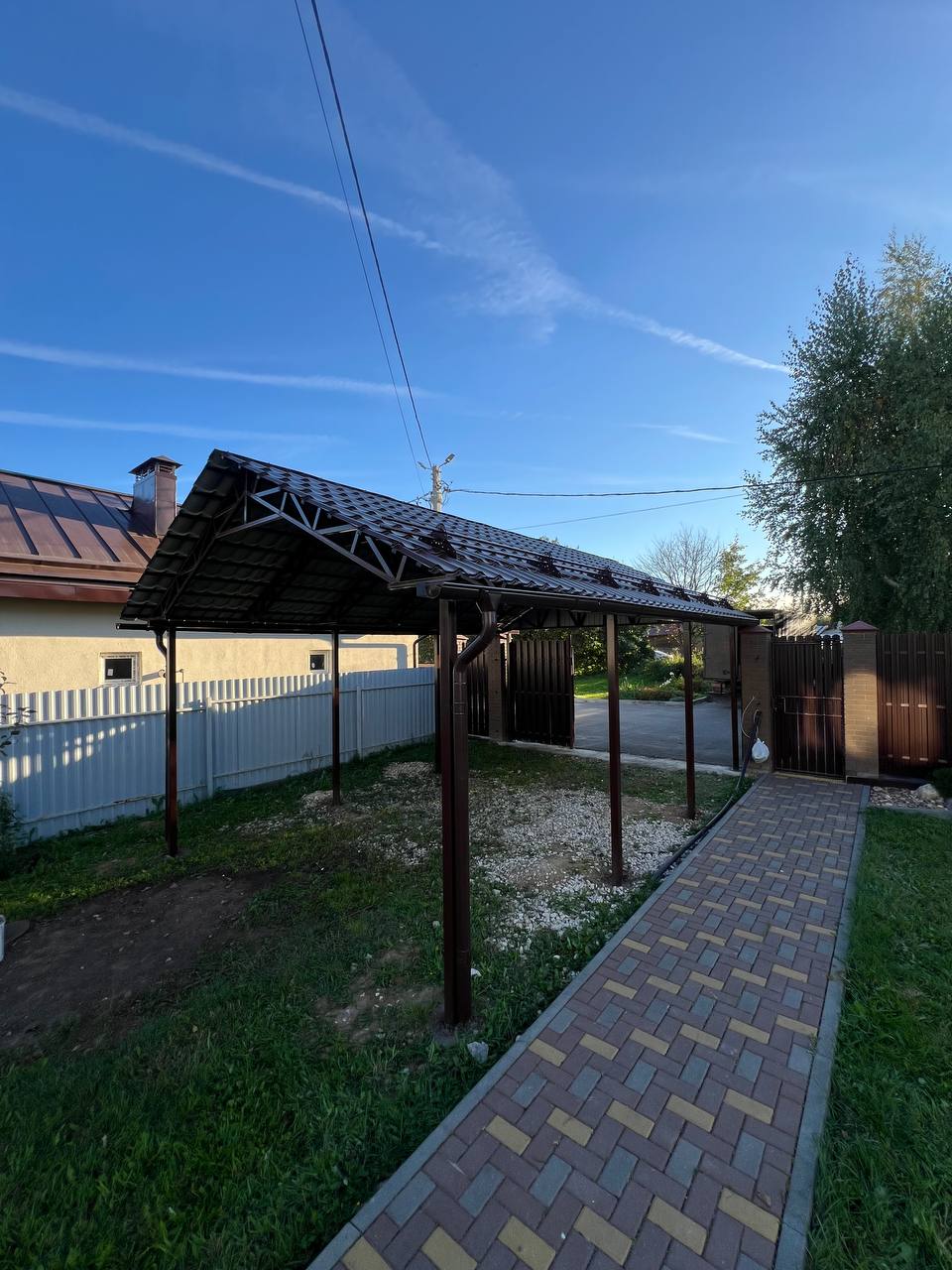 Навес из металлочерепицы